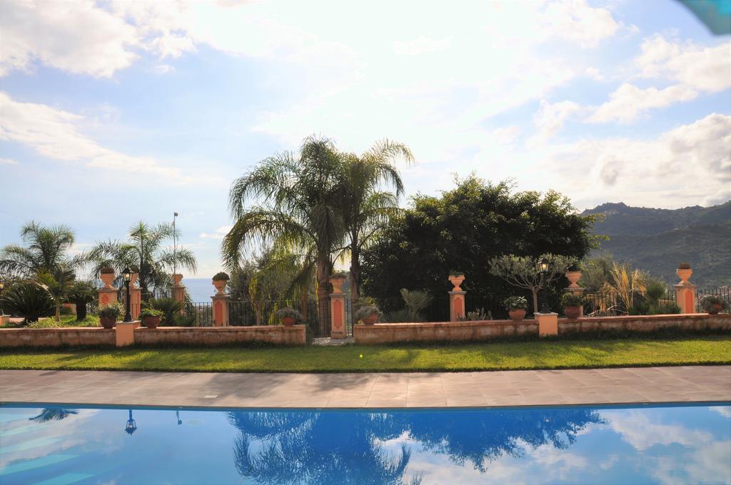 Villa Gramati Savoca Luaran gambar