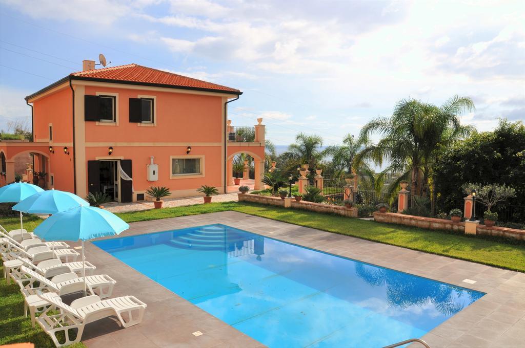 Villa Gramati Savoca Luaran gambar